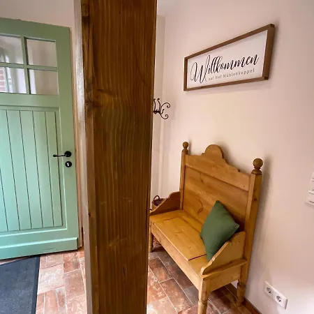 Ferienwohnung „dreebeen“ - Hof Muhlenkoppel Apartment *