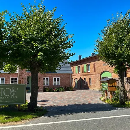 Ferienwohnung „dreebeen“ - Hof Muhlenkoppel * Hasselberg (Schleswig-Holstein)
